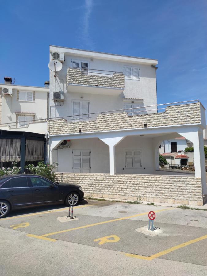 Apartment Lazic Pag Pag Town Εξωτερικό φωτογραφία